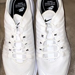 Size 9.5 Women’s AirMax only worn once. Very comfortable!